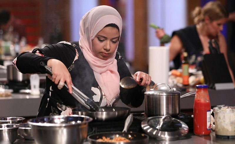 This is the First Veiled Egyptian on MasterChef Canada