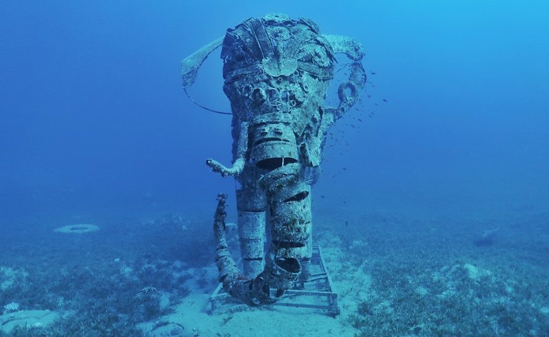 Take a Deep Look at Egypt's Majestic Eco-Friendly Underwater Museum