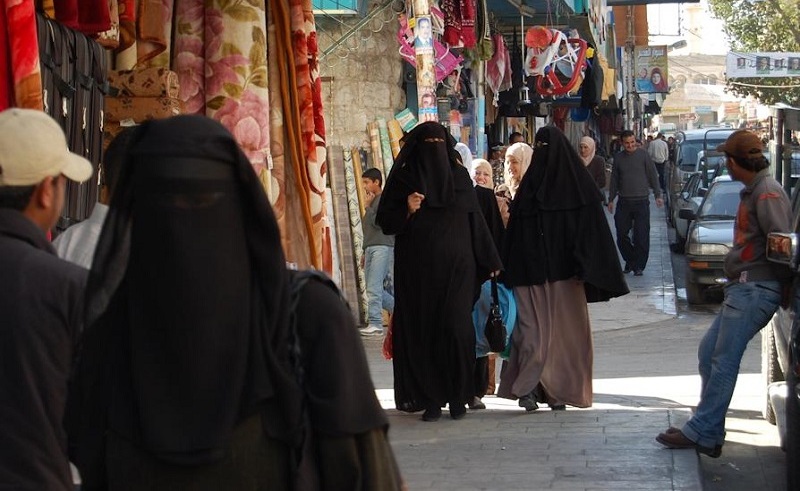 Algeria Bans Niqab in the Public Sector