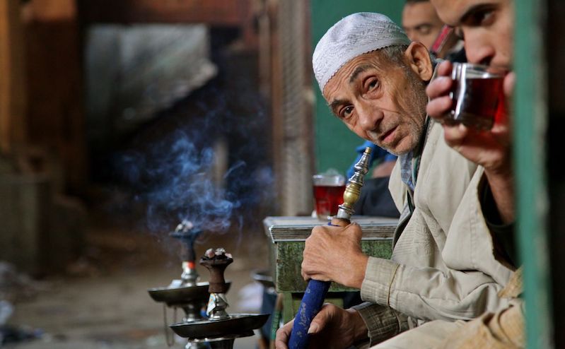 Egyptian MP Proposes Fines for ‘Unregulated Shisha Smoking’