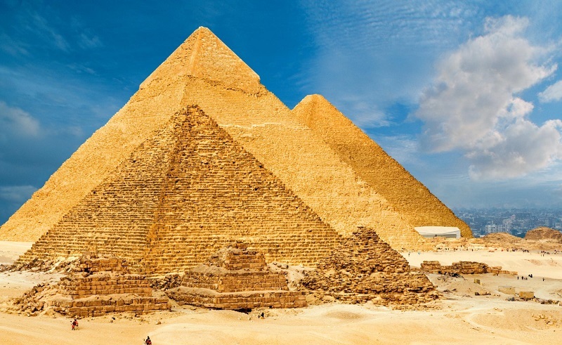 Orascom Signs Contract to Provide and Manage First-Class Facilities at Pyramids of Giza