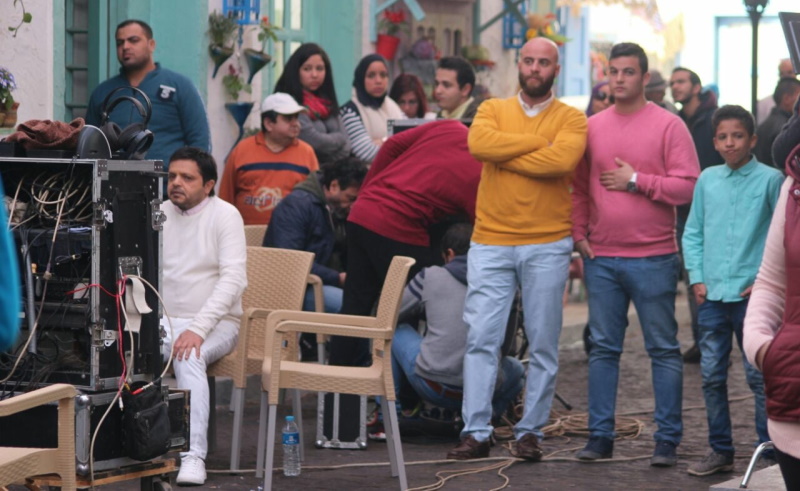 Egyptian Actors’ Syndicate Calls on Producers to Halt Filming Large Group Scenes