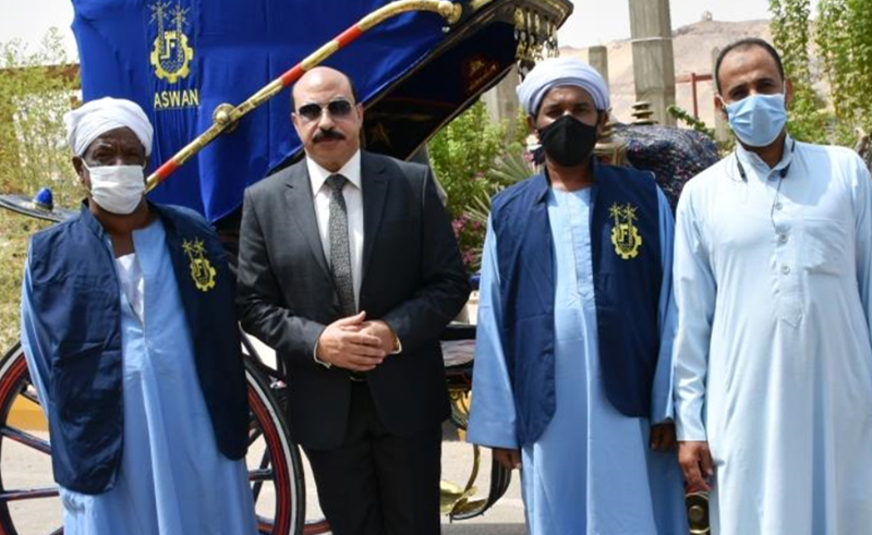 Aswan’s Hantour Drivers Get a Glow-Up With New Uniforms and Carriage Covers