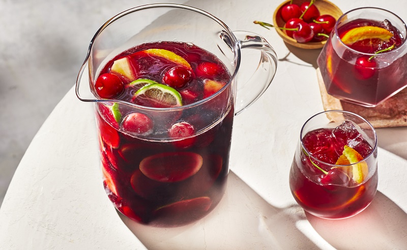 It’s Wine and Fruit Season All the Time with XO’s New Sangria 