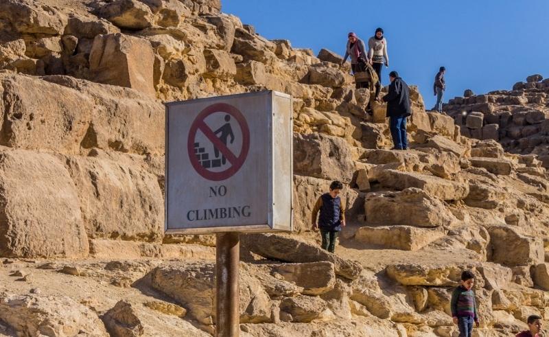 People Climbing Up Historical Sites Unlicensed Can Face EGP 100k Fine