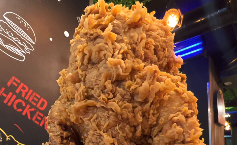 Al-Haram’s Wizzo Serves You All The Shades of Fried Chicken