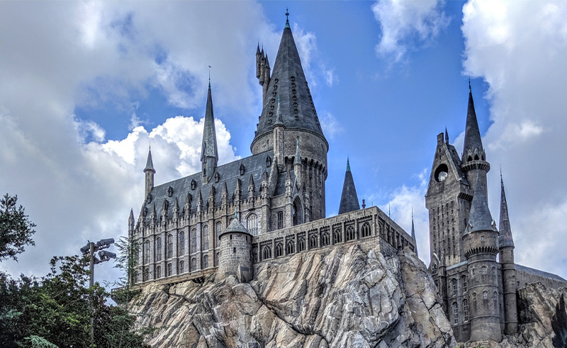  Harry Potter Theme Park to Open in Warner Bros. World Abu Dhabi