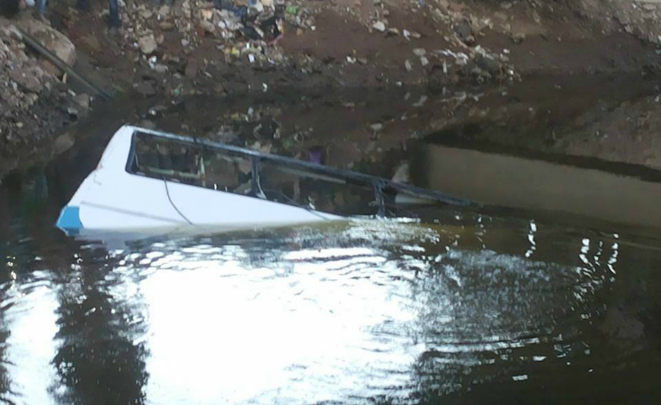 Microbus Carrying 14 Students Drowns in Upper Egypt