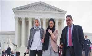 Muslim US Teen Wins Court Case Against Abercrombie & Fitch