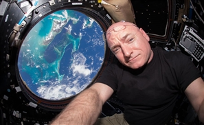 13 Best Scott Kelly Space Photos In Celebration Of His Return To Earth