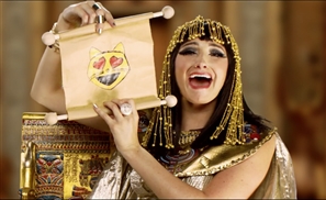 VIDEO: Cleopatra Can't Even in a Hilarious Historically Accurate Clip