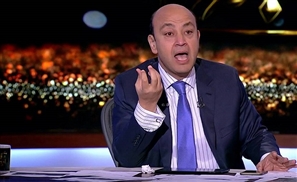 Video: Amr Adib Literally Goes Nuts Over the Egyptian Pound 